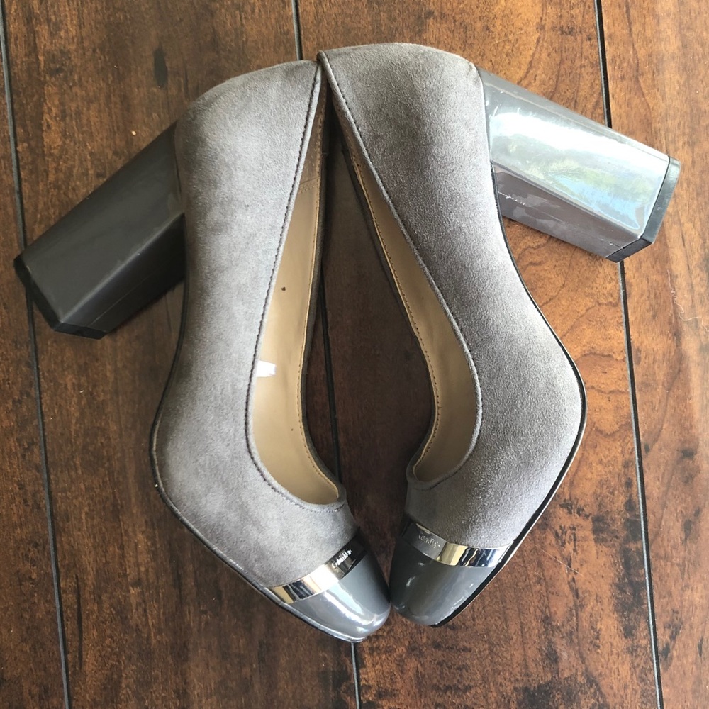 Calvin Klein heel pumps - Picture 3 of 11